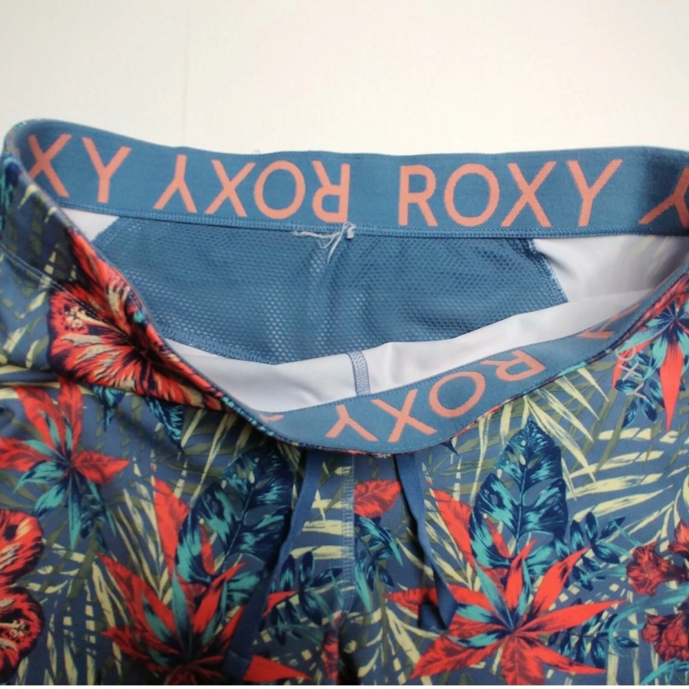 Roxy Tropical Floral Leggings - Blue and Red - Picture 2 of 3